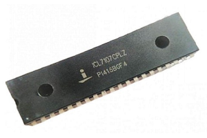 Leiðbeiningar um ICL7107 ADC skjábílstjóra